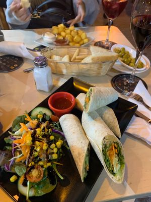 Hummus wraps with side salad at Gloria Bendita in Malaga