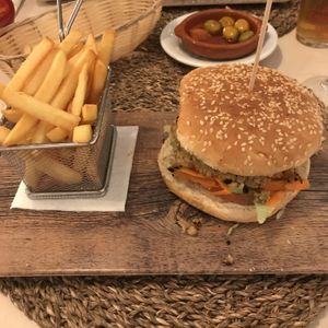Quinoa burger at Gloria Bendita in Malaga