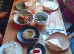 horrid pic, epic dinner
vegan mezze dishes at Gemmayze Street in Auckland