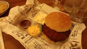 Delicious beet & black-eyed peas burger at Shakti in Beer Sheva