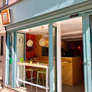 Front door at LiTo Mexican Food in Paris