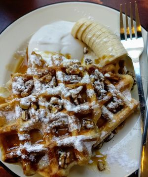 Canadian approved waffles at Bonnie in Arnhem