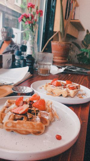 The vegan waffle is AMAZiNG! at Bonnie in Arnhem