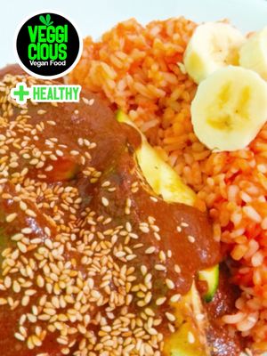 Mole Tradicional con Calabacita at Veggicious in Ciudad Victoria