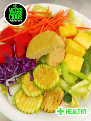 Ensalada Arcoiris at Veggicious in Ciudad Victoria