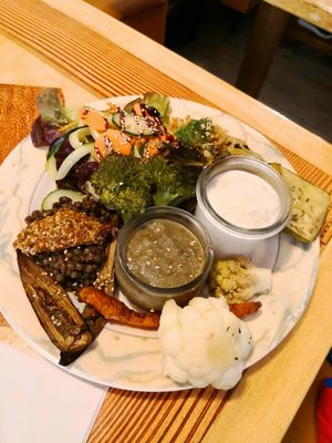 Découverte végétarienne at La Case à Palabres in Salon-de-provence