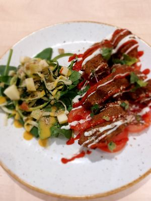 Vegan köfte at Sync-Ok in Deventer