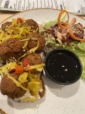 Broodje bal  at Sync-Ok in Deventer