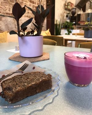 Banana bread and beet latte at Sacred Grounds in Exeter