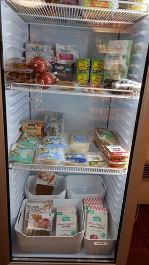 fridge at Dietètica Naturalment in Girona