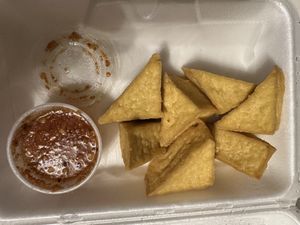 Tofu Tod with sweet chili 🌶️ dipping sauce   at Taste of Thai in East Lansing