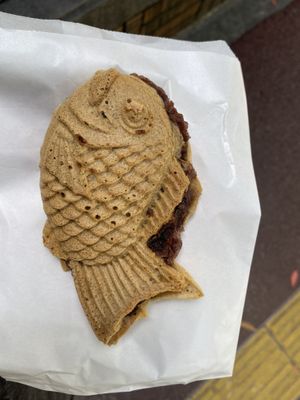 Only red beans paste option   at Hakata Hiiragi Taiyaki in Fukuoka