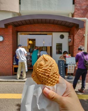 Delicious taiyaki at Hakata Hiiragi Taiyaki in Fukuoka
