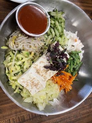 Vegan bibimbap   at Yong's Kal-Bi in Waimea