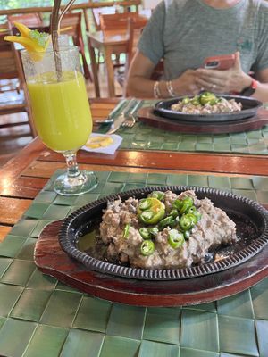 Sisig   at Fox and the Firefly in Bohol