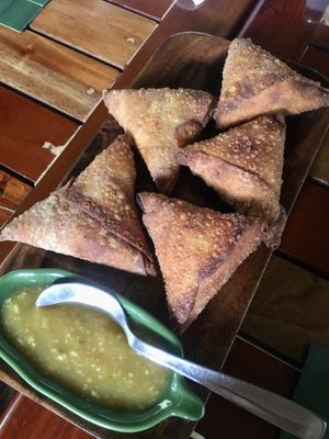 Samosas at Fox and the Firefly in Bohol
