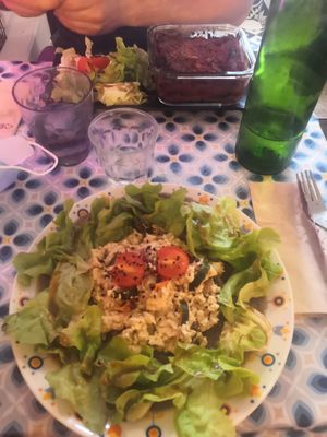 Crêpe au tofu brouille et lasagnes aux aubergines at La Cabane en Ville in Aix-en-provence