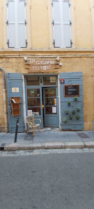  at La Cabane en Ville in Aix-en-provence