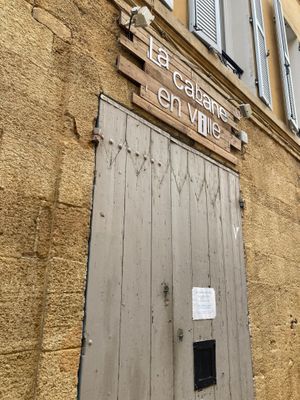 at La Cabane en Ville in Aix-en-provence