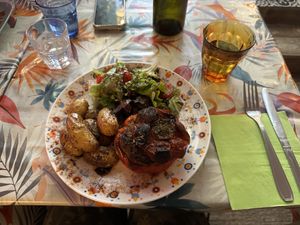   at La Cabane en Ville in Aix-en-provence