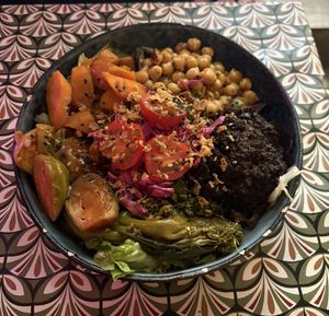 Buddha bowl  at La Cabane en Ville in Aix-en-provence