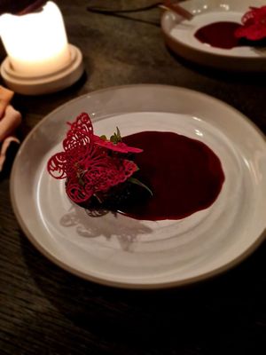   at Seven Swans in Frankfurt