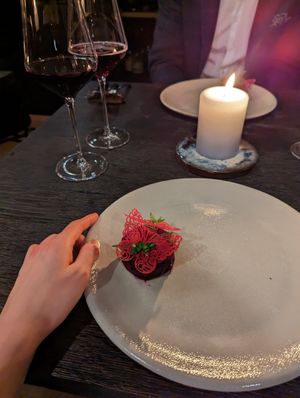  at Seven Swans in Frankfurt