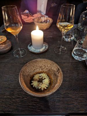  at Seven Swans in Frankfurt