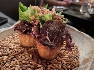   at Seven Swans in Frankfurt