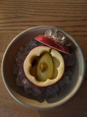 Gefüllter Apfel at Seven Swans in Frankfurt