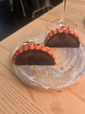  at Seven Swans in Frankfurt