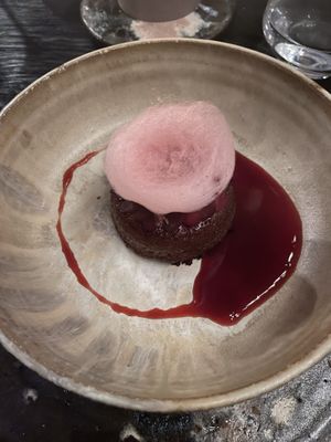   at Seven Swans in Frankfurt