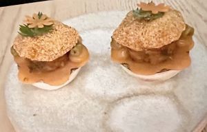   at Seven Swans in Frankfurt