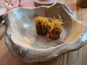   at Seven Swans in Frankfurt