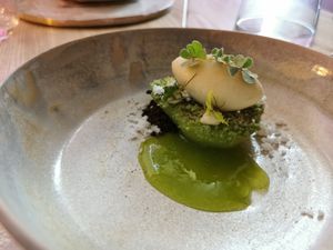   at Seven Swans in Frankfurt