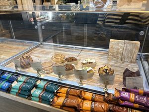   at White Pine in London