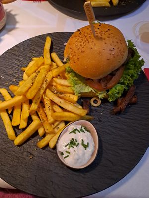 Gyros-Burger at V-Bandits in Ludwigsburg