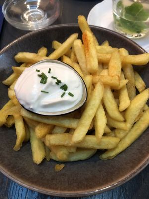 Fries (6,50€)  at V-Bandits in Ludwigsburg