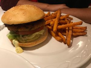 Süßkartoffelburger at V-Bandits in Ludwigsburg
