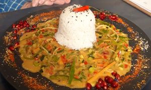 Fruity Thai curry! Too beautiful too eat but so delicious...😋 at V-Bandits in Ludwigsburg