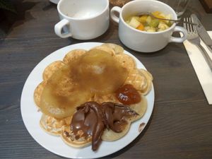 Ohh lord waffle with applesauce - choclat spread at V-Bandits in Ludwigsburg