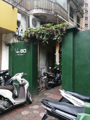 Entrance at Voie 80 in Hanoi