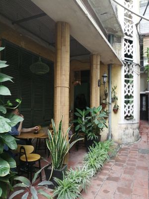 The look from the entrance at Voie 80 in Hanoi