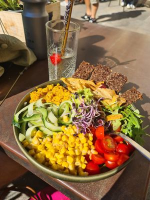 Be the best bowl and coconut water at La Fabrica in Girona