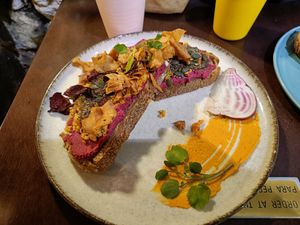 Hummus toast at La Fabrica in Girona
