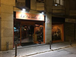 Exterior  at La Pulcinella in Girona