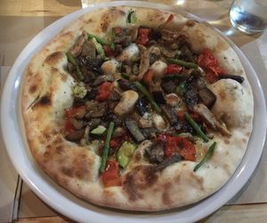 Bella Terra focaccia at La Pulcinella in Girona