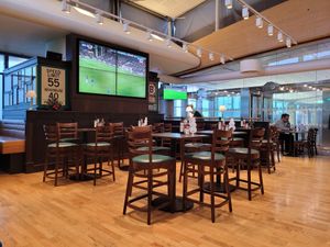 Some seating at OSL - O'Learys in Gardermoen