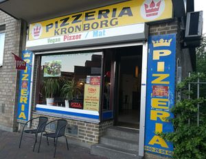 Entrance at Pizzeria Kronborg in Malmo