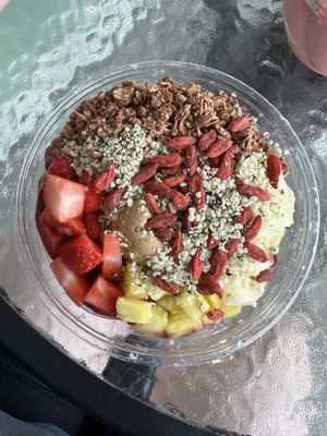 Asana açaí with bananas instead of cacao nibs   at Bare Blends in Albany